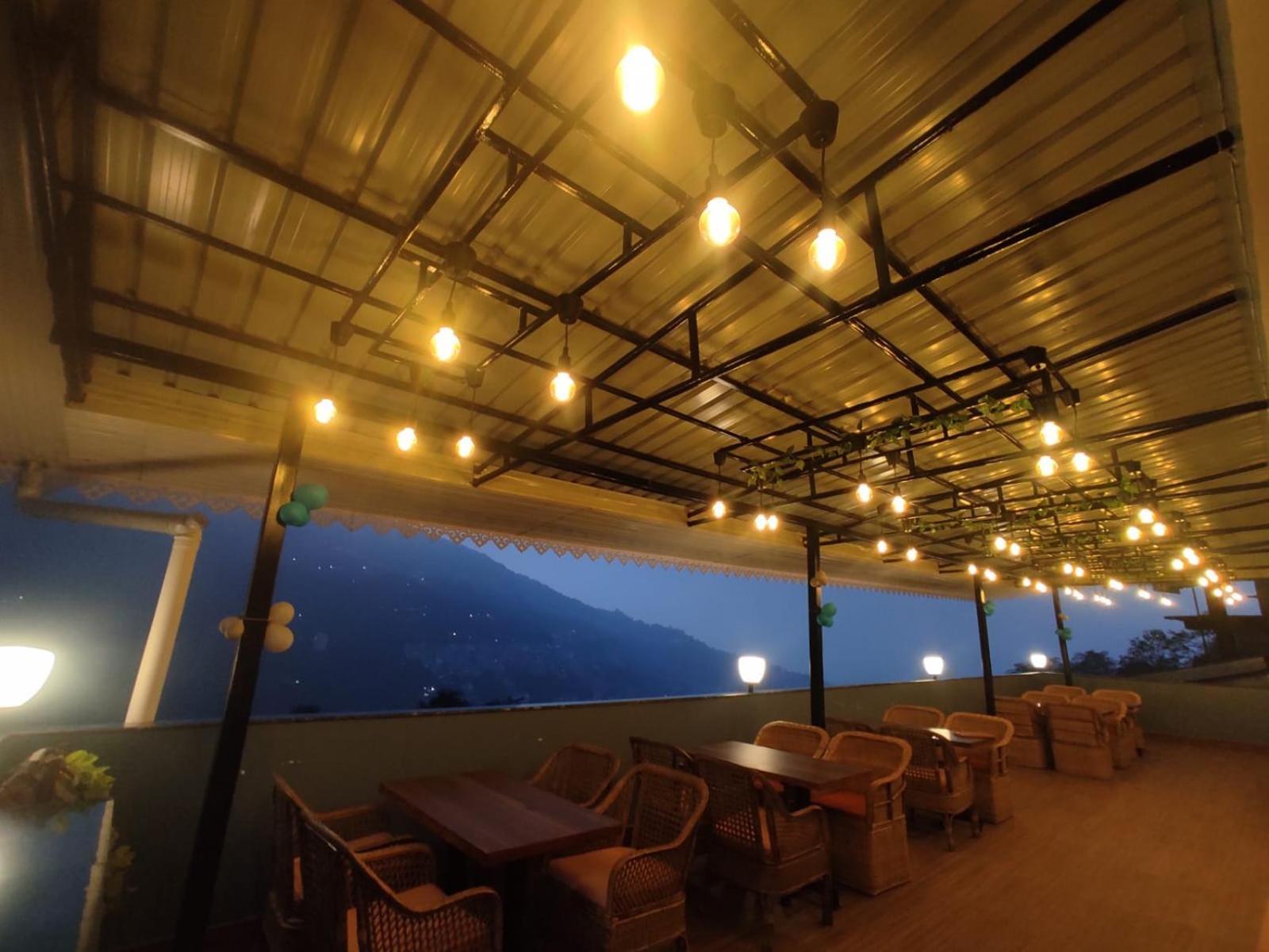 Maplewood Hotel & Spa Gangtok Eksteriør billede