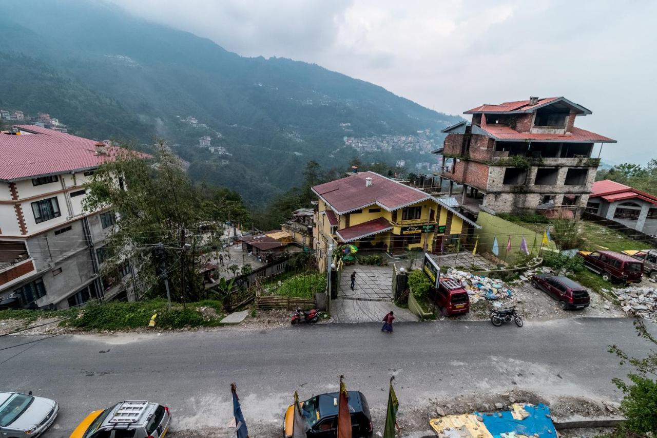 Maplewood Hotel & Spa Gangtok Eksteriør billede